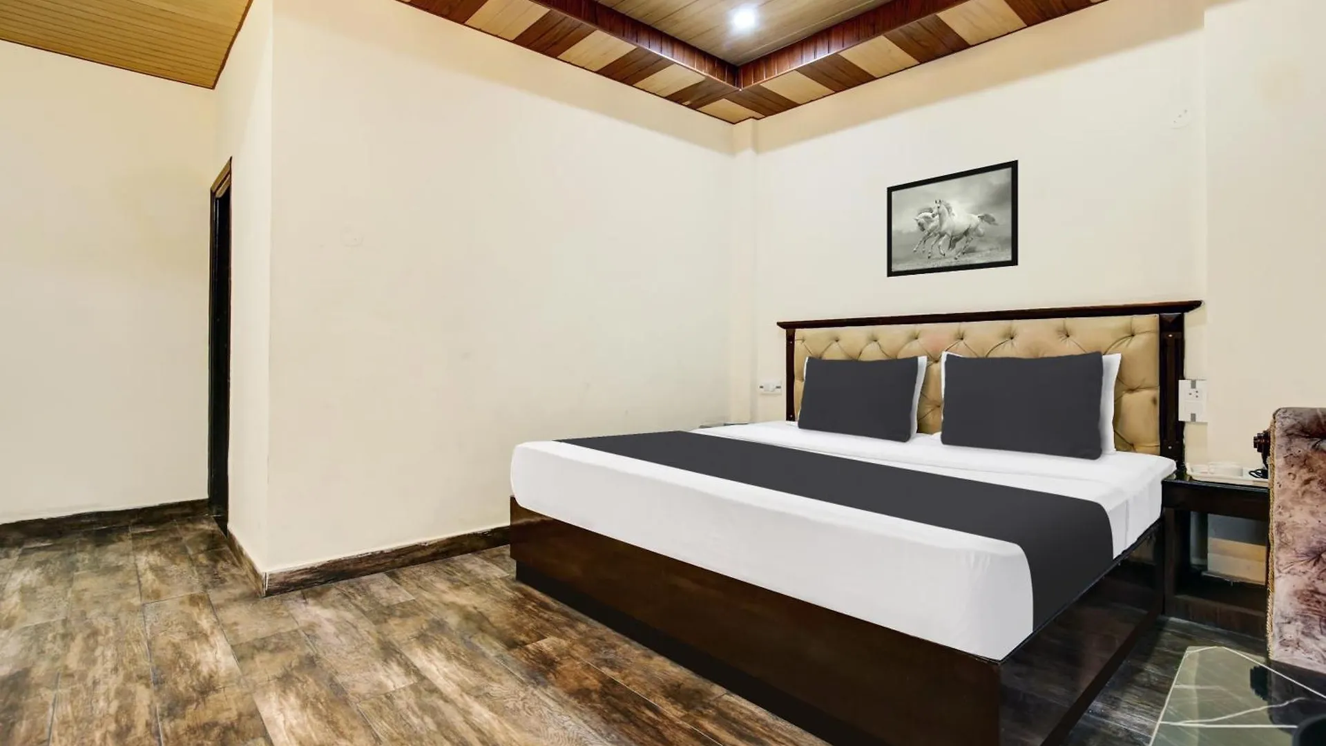 Hotel O Circular Road Shimla India