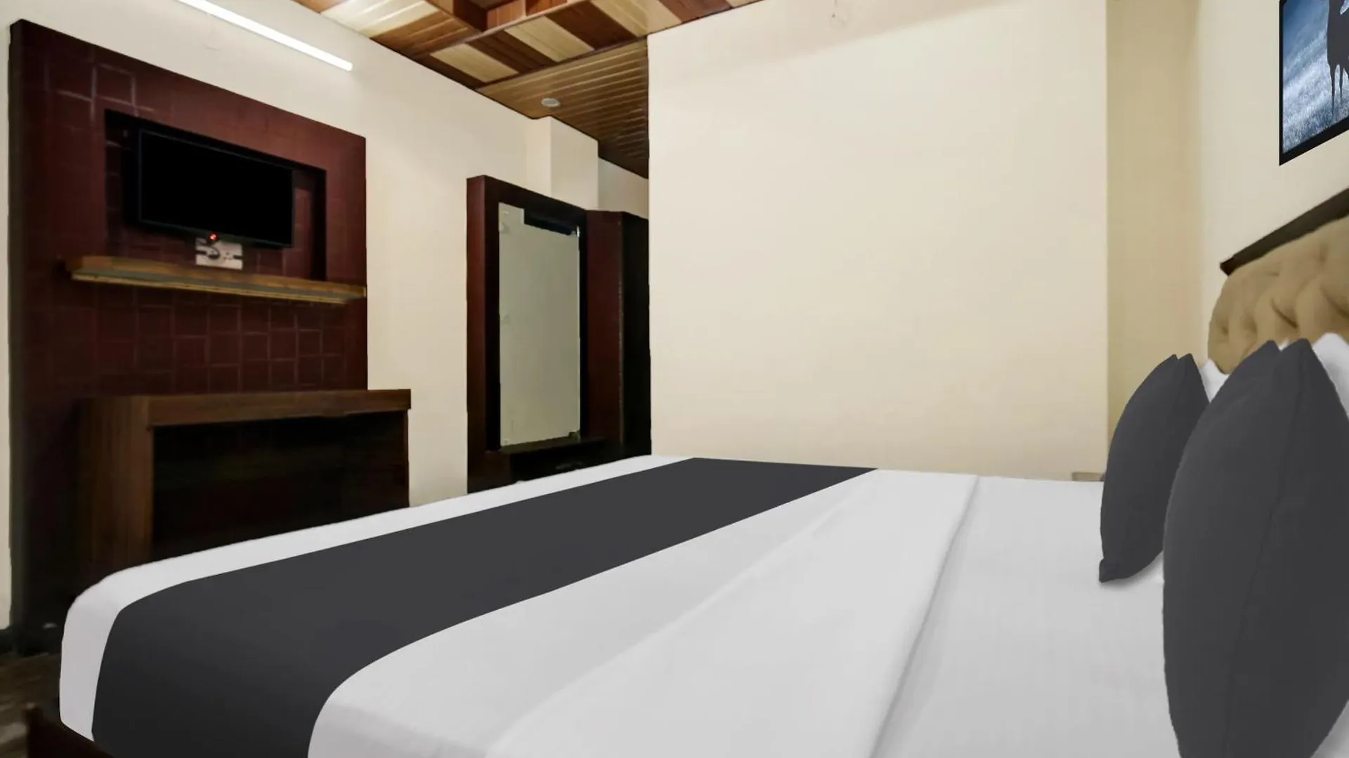 Hotel O Circular Road Shimla 0*,