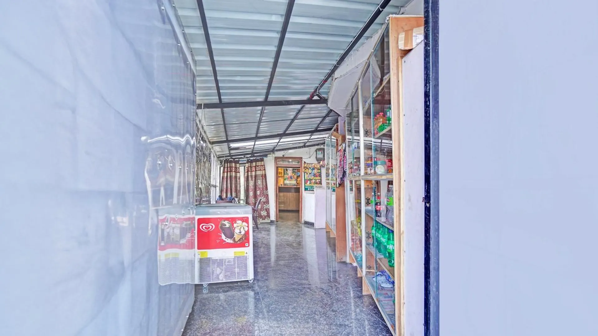 Szálloda Super Collection O Mall Road Shimla Formerly Radhey Shyam India
